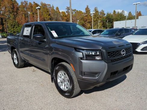 New 2026 Nissan Frontier S image 2