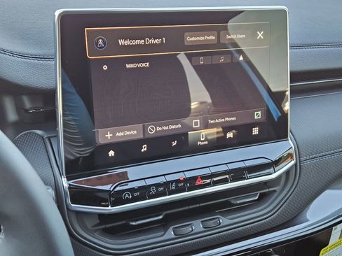 New 2026 Jeep Compass Latitude image 18