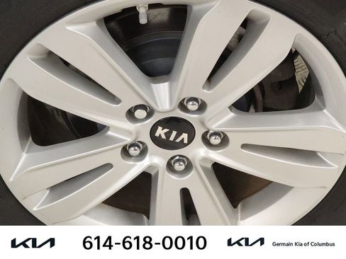 Used 2017 Kia Sportage LX image 12