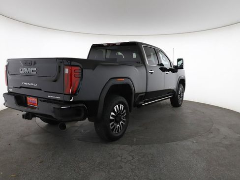 Used 2025 GMC Sierra 2500 Denali Ultimate w/ Max Trailering Package AWD/4WD image 12