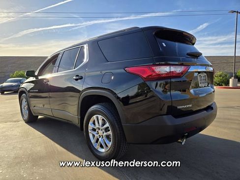 Used 2020 Chevrolet Traverse LT FWD image 4