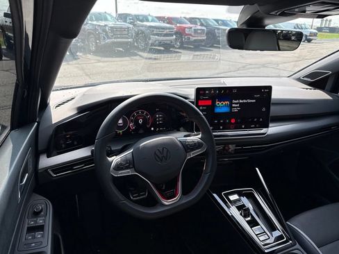 Used 2025 Volkswagen GTI SE FWD image 11