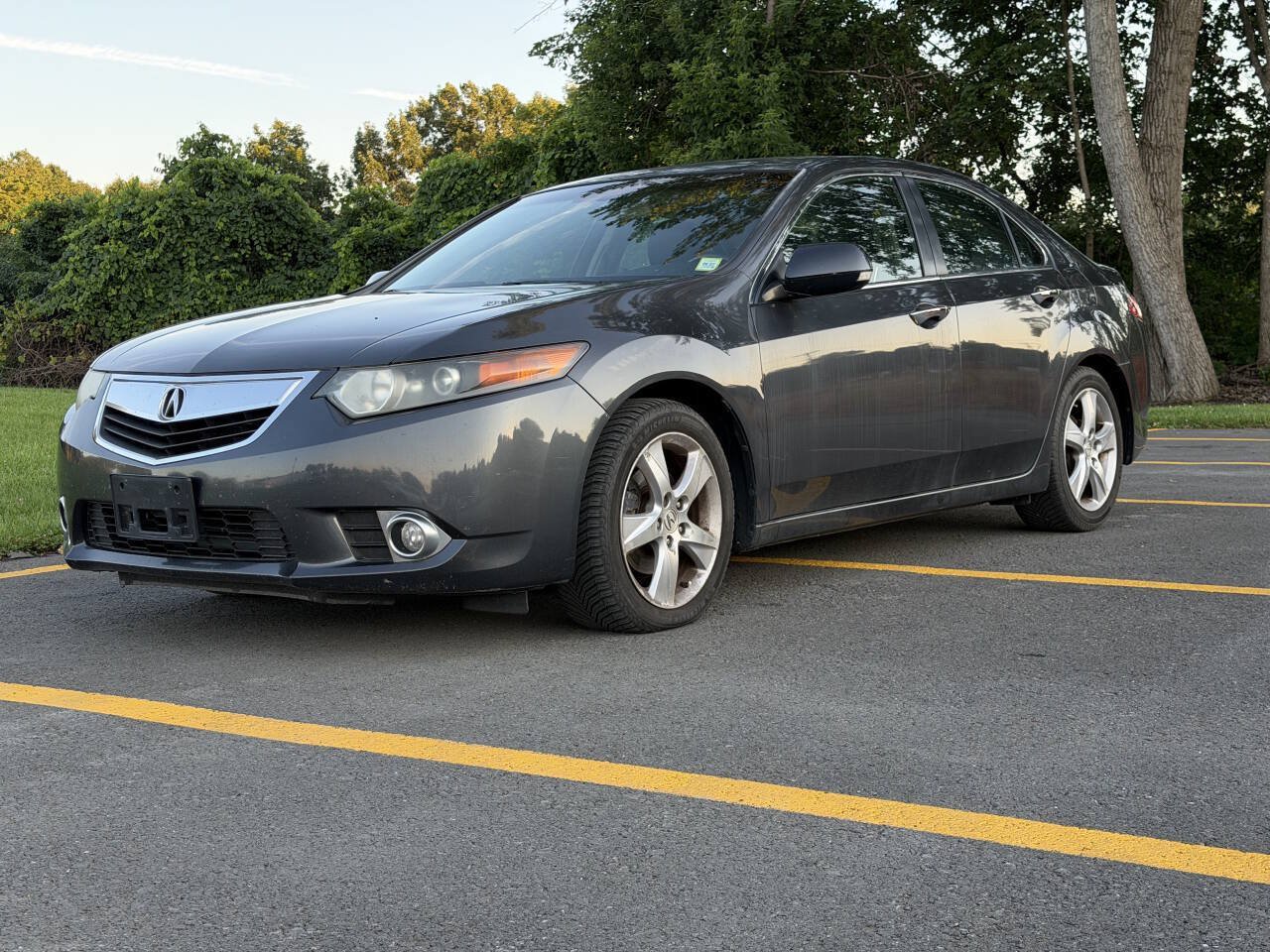 Used 2011 Acura TSX w/ Technology Package FWD image 3