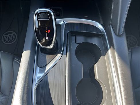 Used 2020 Buick Enclave Premium w/ Surround and Sites Package image 31