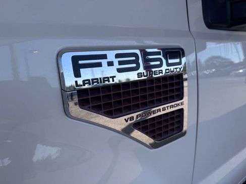 Used 2009 Ford F350 Lariat AWD/4WD image 2