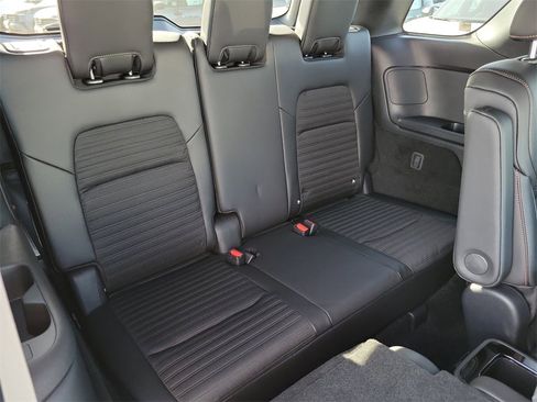 New 2025 Nissan Pathfinder Rock Creek image 19