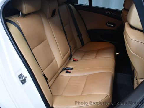 Used 2010 BMW 535i xDrive Sedan w/ M Sport Pkg image 17