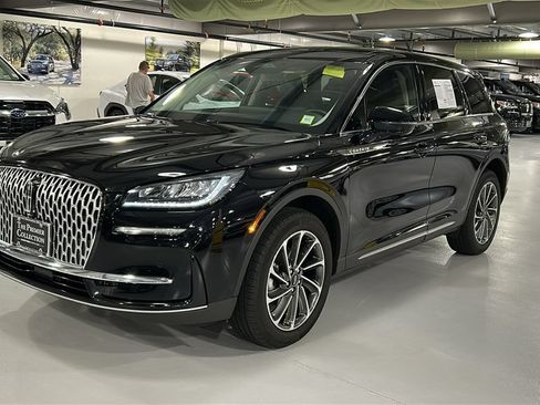 Used 2024 Lincoln Corsair AWD w/ Equipment Group 101A image 3