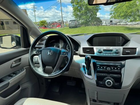 Used 2012 Honda Odyssey EX-L image 16