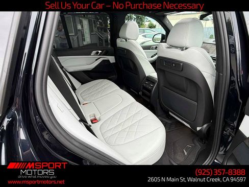 Used 2023 BMW X5 xDrive40i w/ M Sport Package AWD/4WD image 16