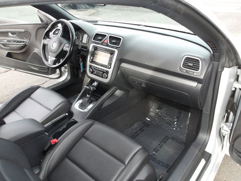 Used 2010 Volkswagen Eos Komfort image 19
