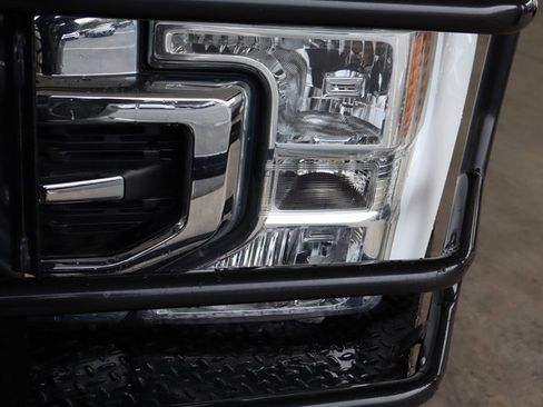 Used 2020 Ford F350 Lariat w/ Lariat Value Package image 10