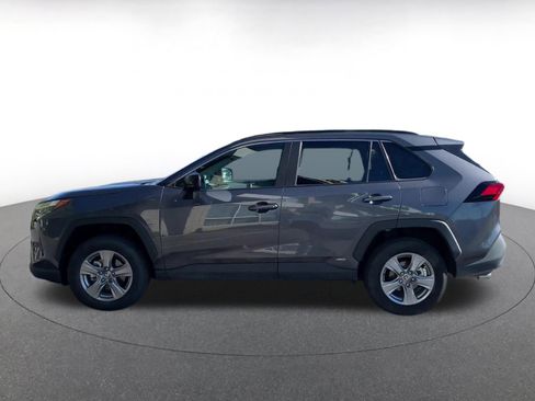 Used 2025 Toyota RAV4 LE image 9