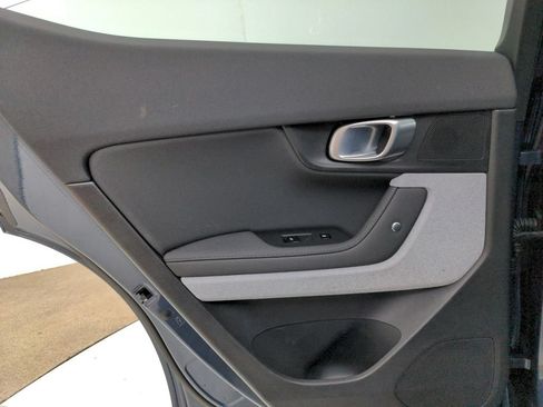 Used 2012 Toyota Camry XLE FWD image 42