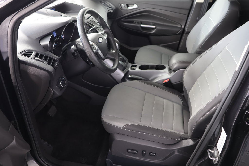 Used 2015 Ford Escape SE AWD/4WD image 16