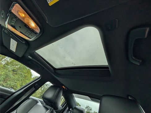 Used 2022 Dodge Charger SRT Hellcat w/ Harman/Kardon Audio Group image 36