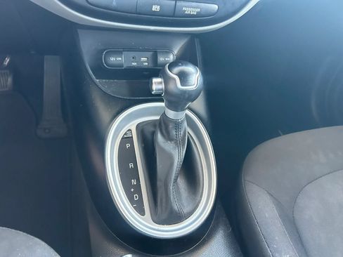 Used 2016 Kia Soul FWD image 15