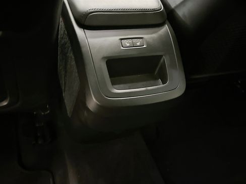 Used 2023 Volvo XC60 B5 Core w/ Climate Package image 29