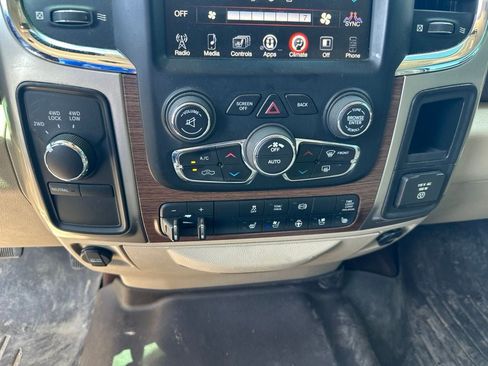 Used 2013 RAM 2500 Laramie AWD/4WD image 18