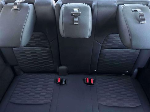 Certified 2024 Nissan Pathfinder SV w/ Black Appearance Package image 11