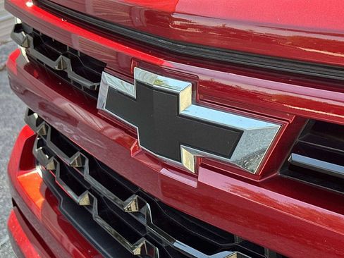 Certified 2023 Chevrolet Silverado 1500 RST AWD/4WD image 16