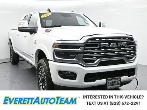 Used 2025 RAM 2500 Limited AWD/4WD image 1