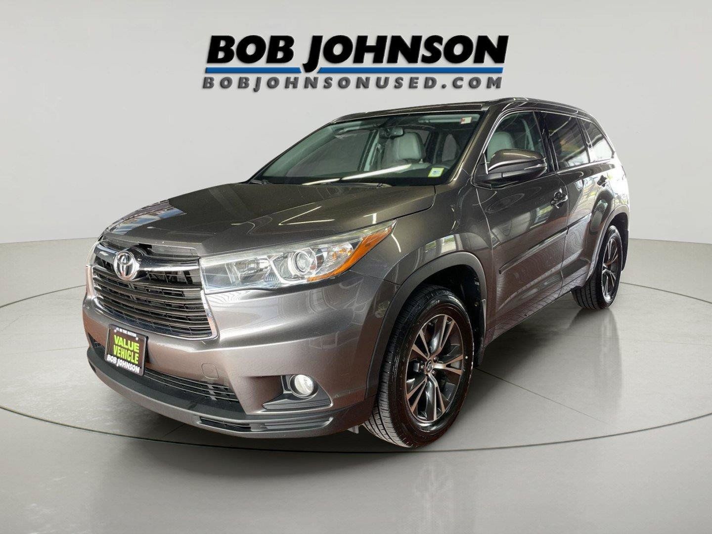 Used 2016 Toyota Highlander XLE AWD/4WD image 3