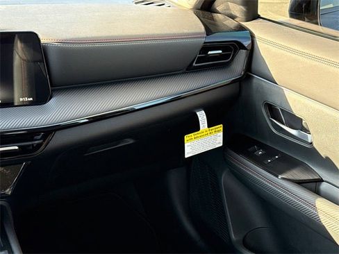 New 2026 Nissan Kicks SR image 15