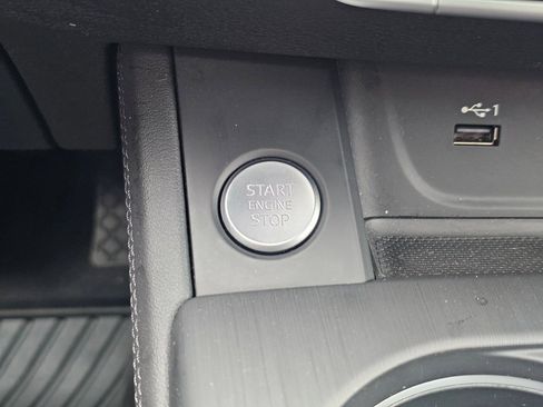 Used 2019 Audi A4 2.0T Premium Plus image 17