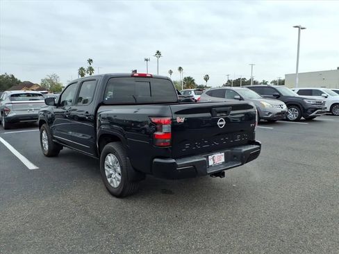 Used 2024 Nissan Frontier SV w/ SV Convenience Package image 3
