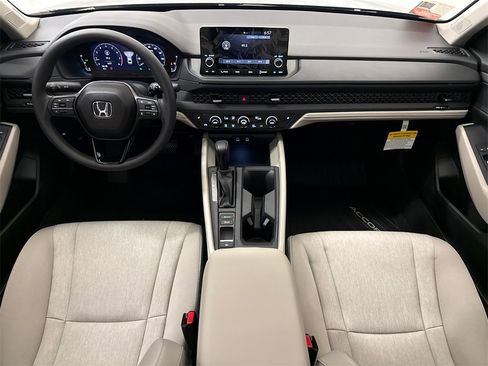 New 2025 Honda Accord SE image 8