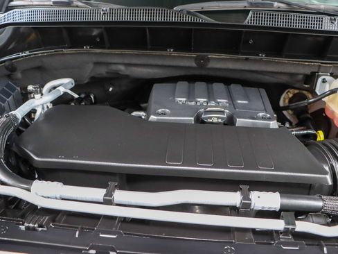 Used 2024 Chevrolet Silverado 1500 Custom AWD/4WD image 29