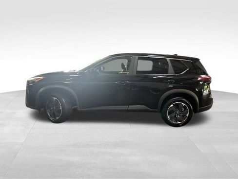 Used 2024 Nissan Rogue SV AWD/4WD image 4