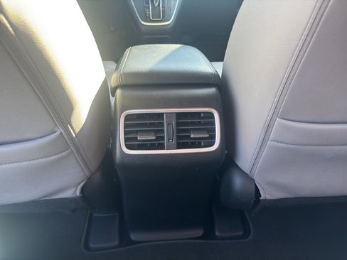 Used 2016 Honda CR-V Touring image 16