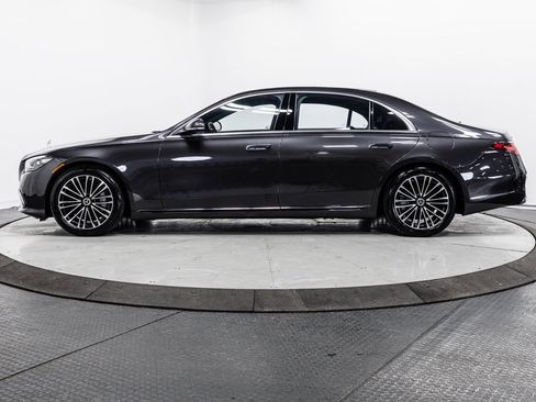 Used 2023 Mercedes-Benz S 580e S 580e image 4