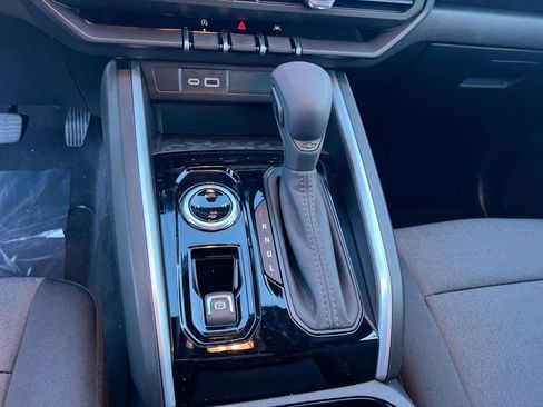 New 2026 Chevrolet Colorado W/T image 18