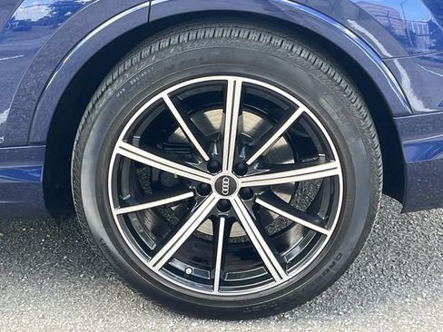 Used 2023 Audi SQ7 Prestige AWD/4WD image 11