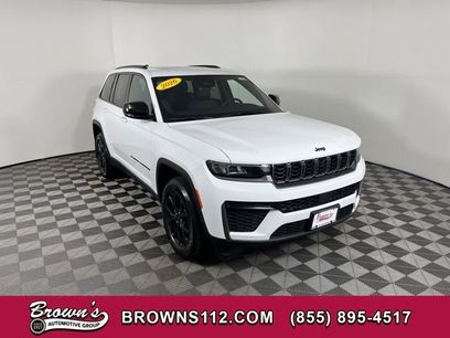 Used 2026 Jeep Grand Cherokee Altitude