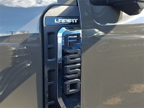 New 2026 Ford F250 Lariat w/ FX4 Off-Road Package image 17