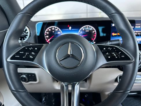 Certified 2026 Mercedes-Benz GLA 250 4MATIC image 25