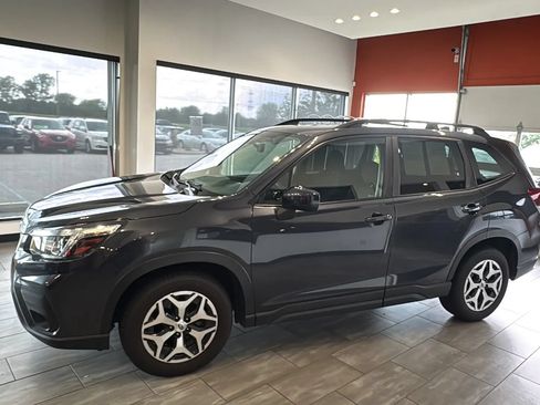 Used 2019 Subaru Forester Premium w/ Popular Package #1 AWD/4WD image 25