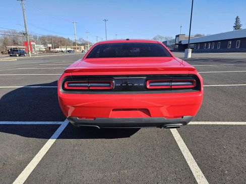 Used 2015 Dodge Challenger R/T w/ Quick Order Package 22B R/T image 5