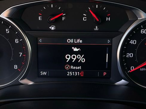 Used 2025 Chevrolet Blazer LT FWD image 15