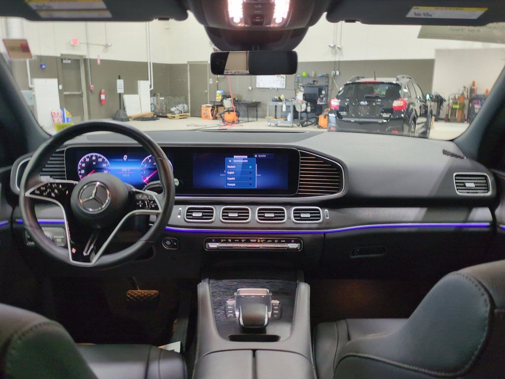 Used 2025 Mercedes-Benz GLE 350 4MATIC image 6