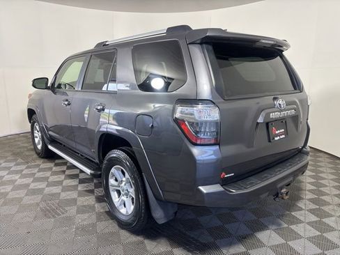 Used 2019 Toyota 4Runner SR5 Premium AWD/4WD image 4