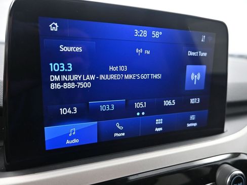 Used 2022 Ford Escape SEL w/ Technology Package image 16