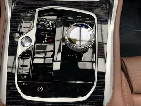 New 2026 BMW X6 xDrive40i w/ Executive Package image 20