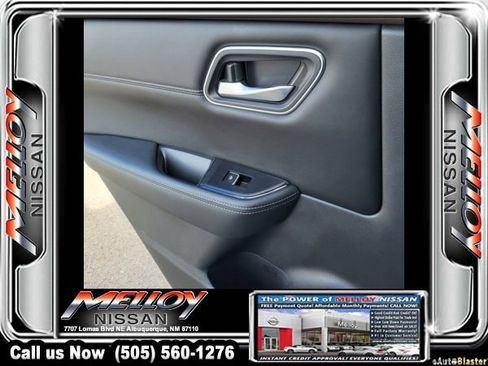 Used 2023 Nissan Rogue Platinum w/ Platinum Premium Package image 11