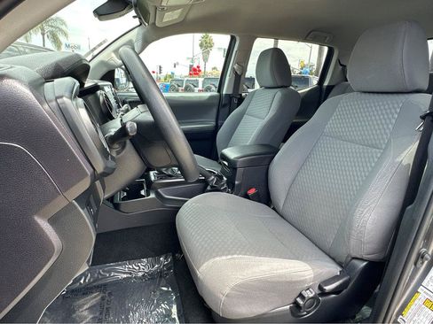 Used 2021 Toyota Tacoma SR w/ SR Convenience Package RWD image 8
