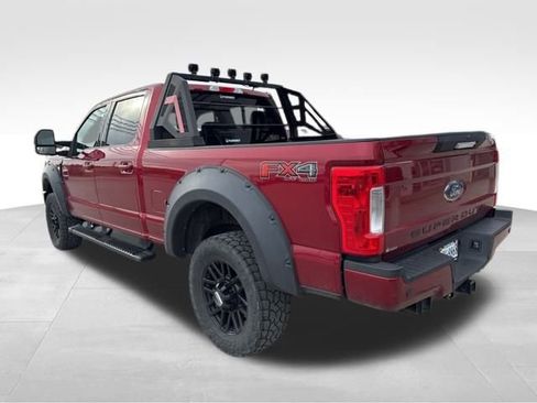 Used 2019 Ford F250 Lariat image 13